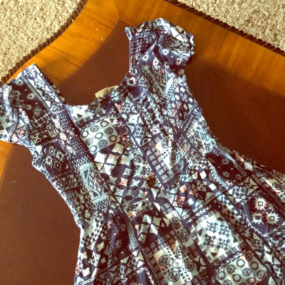 A girls cute mudd brand dress!